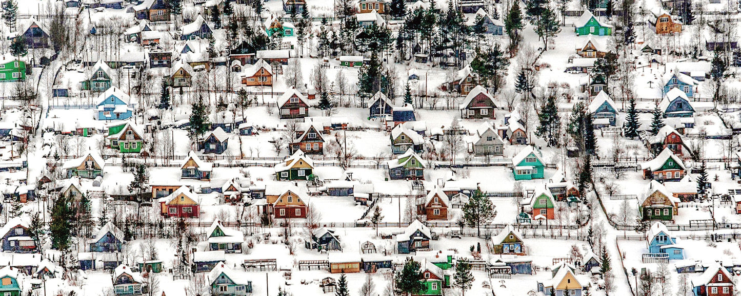Dacha by Fyodor Savintsev